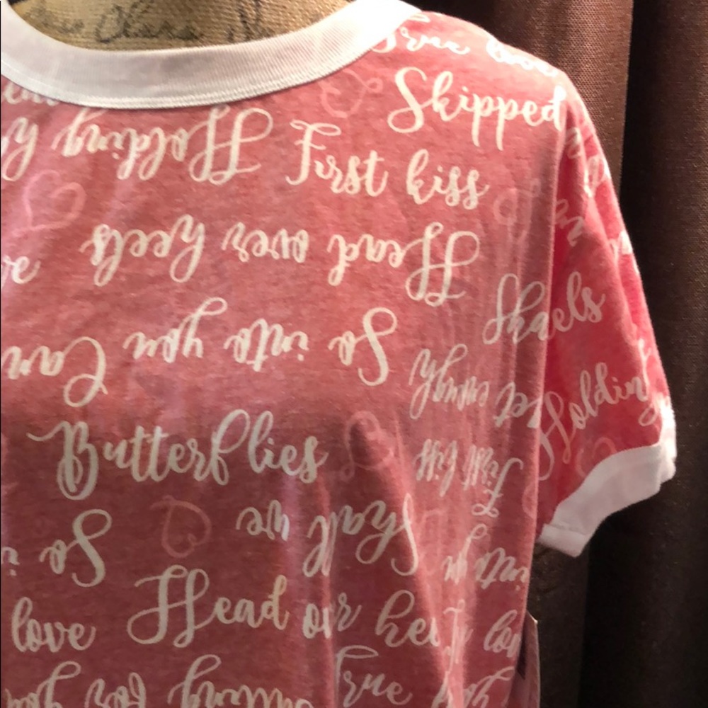 LuLaRoe 3XL Liv Lonely Hearts Cotton Tee